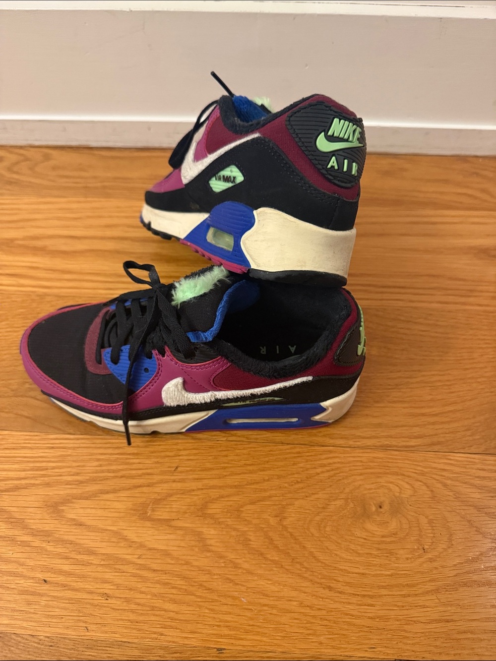 Nike Black Purple Blue Green Accent Air Max Sneakers